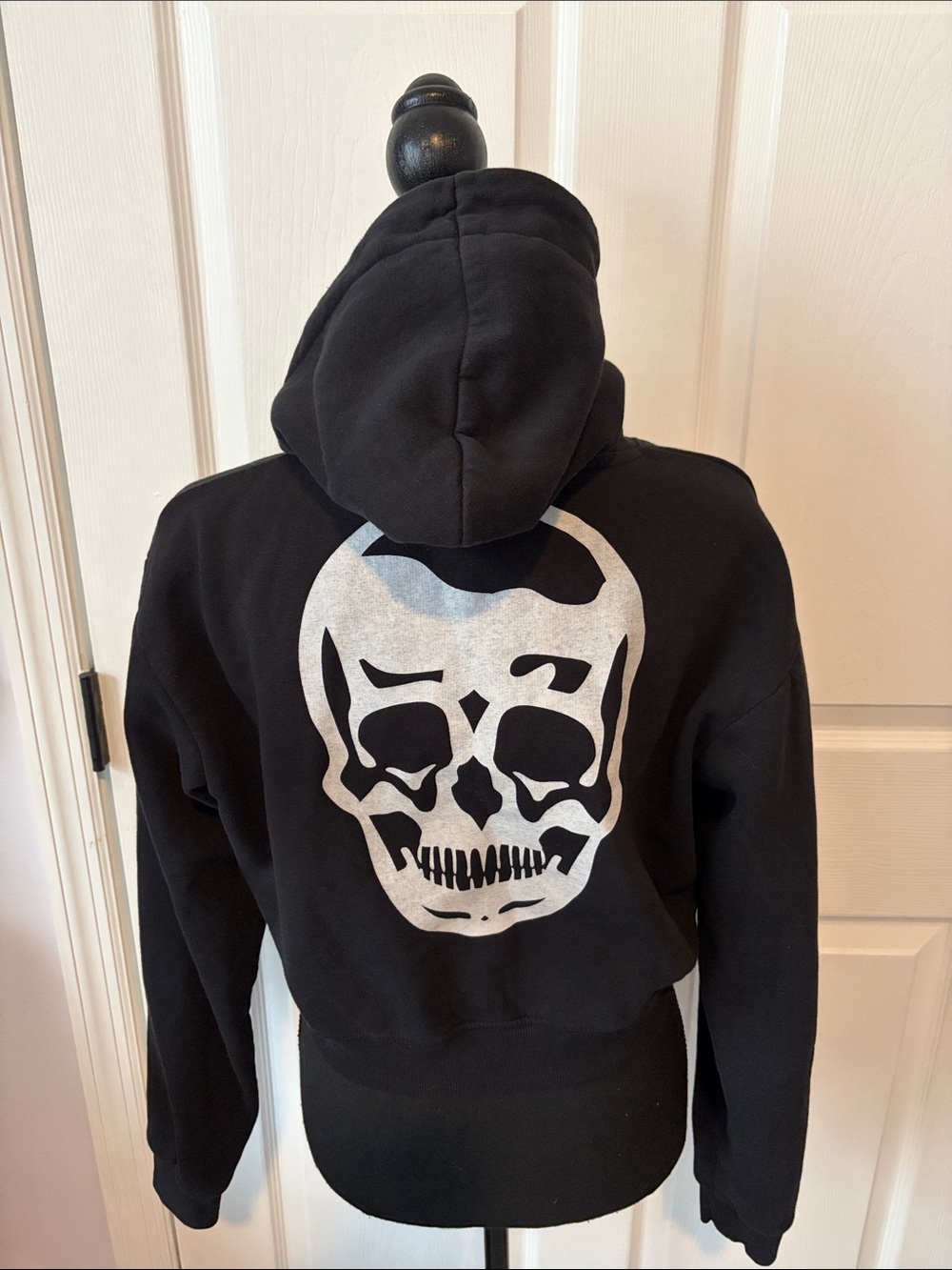 Gym Reapers Cropped Black Hoodie size small not faded